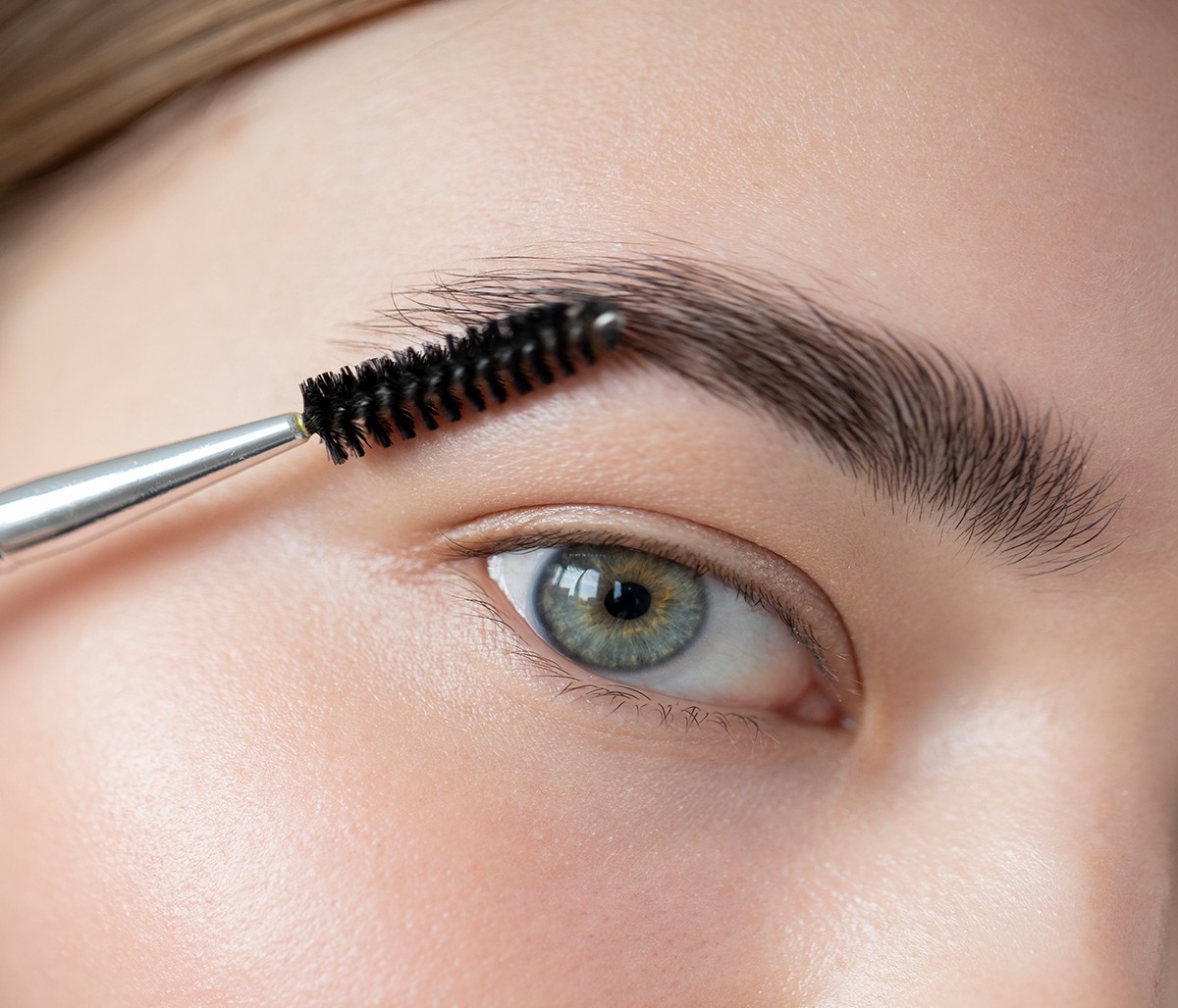 Wimpern färben